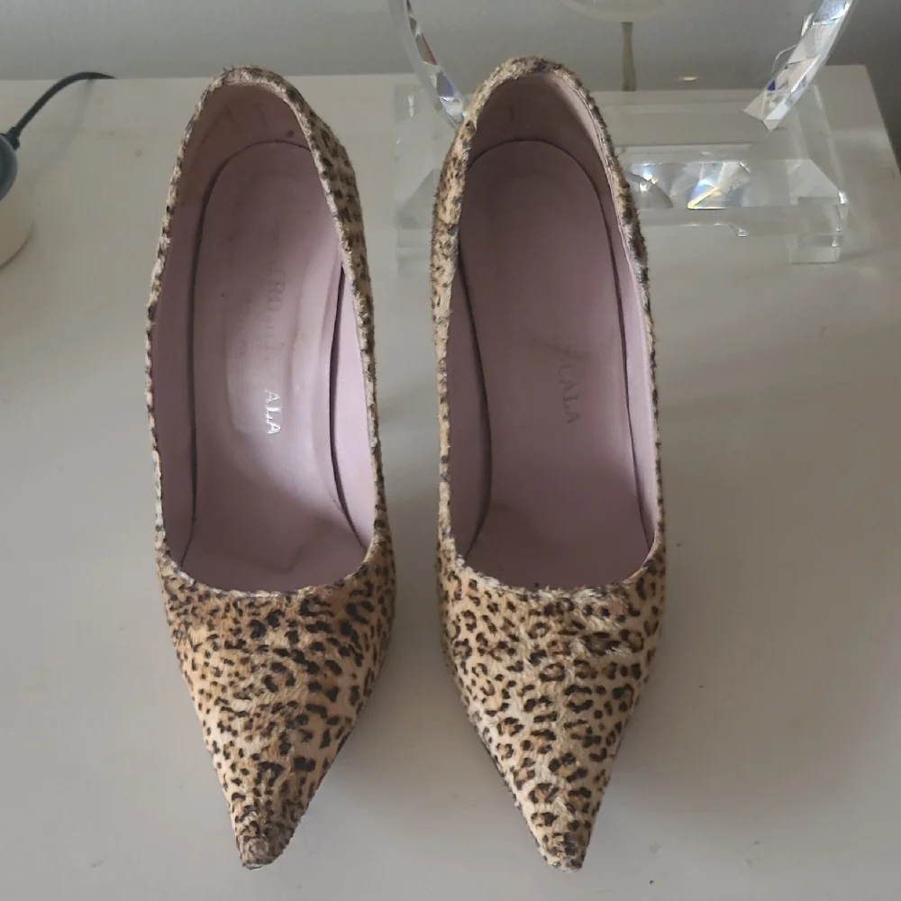 Leopard Pumps